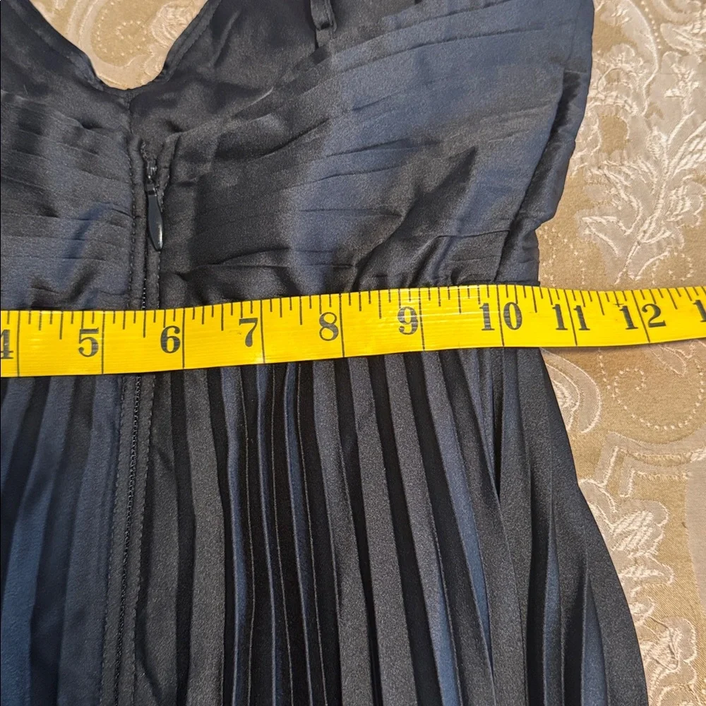 Abercrombie & Fitch Elegant Black Pleated Maxi Dress size XXS